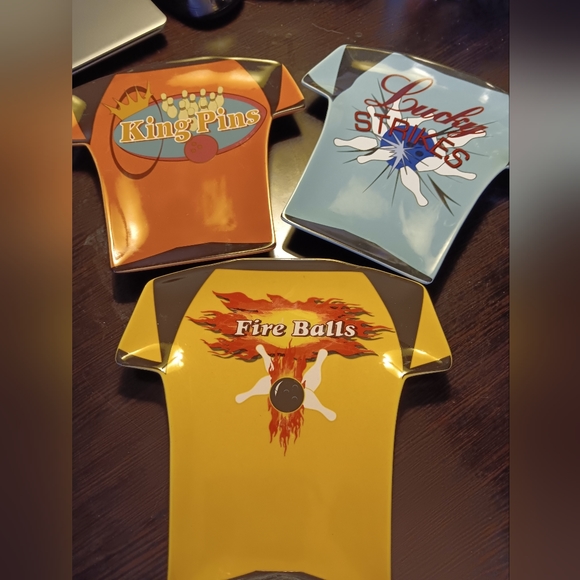 BOWLING TSHIRT PLATES - Picture 1 of 1